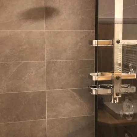 Birklstueberl Restaurant Und Appartamento *