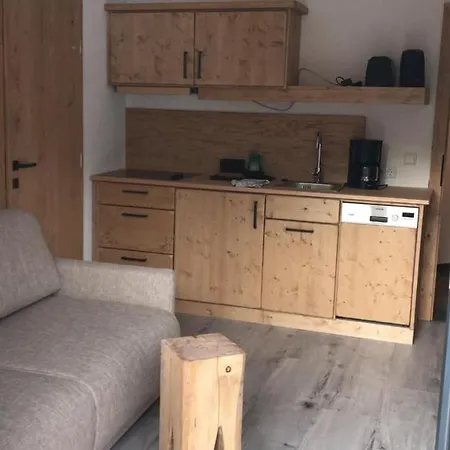 Birklstueberl Restaurant Und Appartamento *