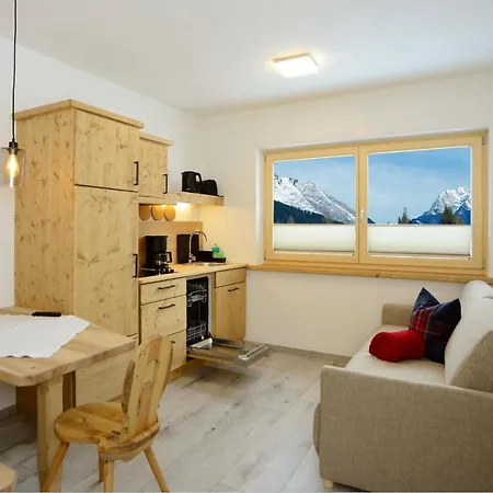 Apartment Birklstueberl Restaurant Und Seefeld in Tirol