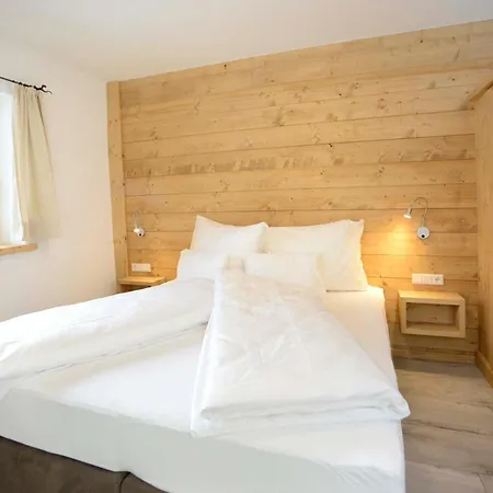 Apartment Birklstueberl Restaurant Und Seefeld in Tirol