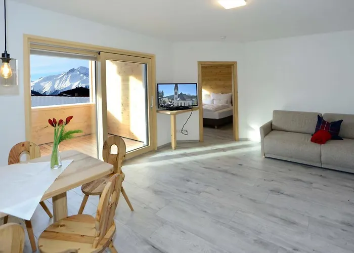 Апартаменти Birklstueberl Restaurant Und *