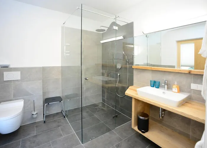 Birklstueberl Restaurant Und Апартаменти *