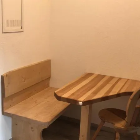Birklstueberl Restaurant Und Апартаменты *