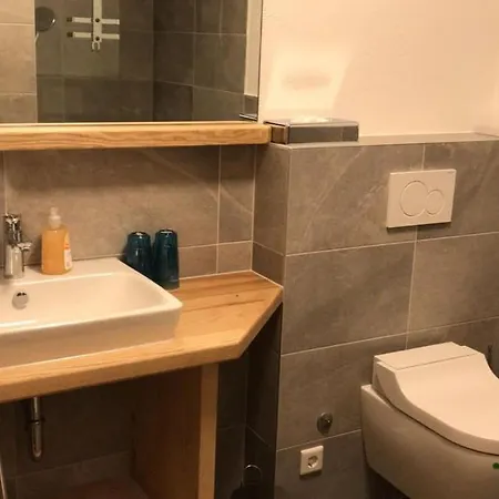 Birklstueberl Restaurant Und Апартаменты